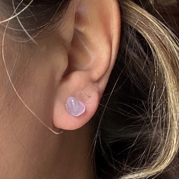 Raw purple amethyst confetti 925 silver February birthstone studs earrings - Picture 1 of 6